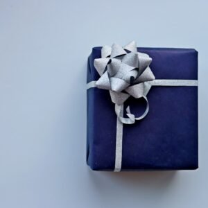 Cadeau personnalisé pas cher : nos idées qualité à petit prix